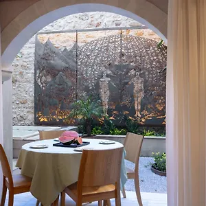 rimondi-residences-by-rimondi-boutique-hotels.rethymnohotels.net/