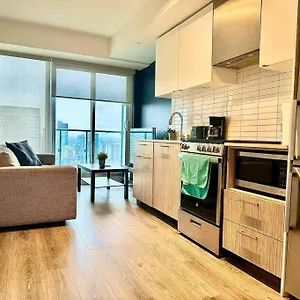 cozy-condo-near-eatoncentre-mall.hotelstorontoontario.org/