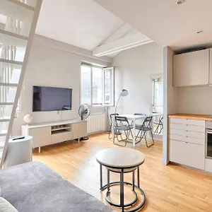 Apartamento St Dom Face - Vue Tour Eiffel, París